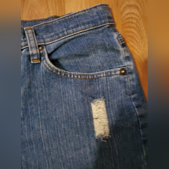 Riders Blue Distressed Jean Shorts Size 6 EUC - Picture 2 of 7